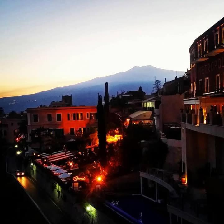 Casa Donna Rosaria Tra Etna E Taormina Apartment Riposto Ngoại thất bức ảnh